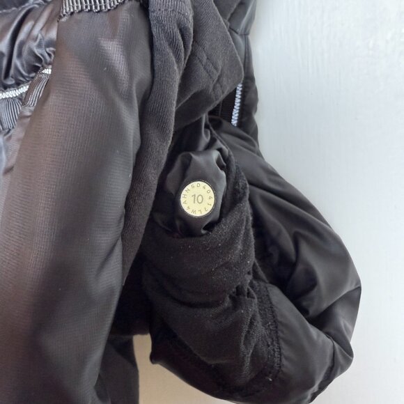 Lululemon Puffer Vest – Black | Size 10 - Picture 8 of 8